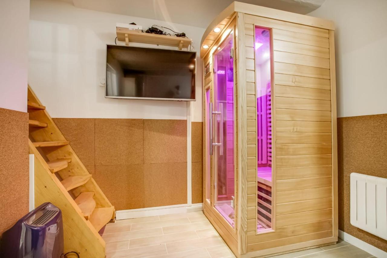 Flat For 4 Located In The Heart Of Paris ปารีส ภายนอก รูปภาพ